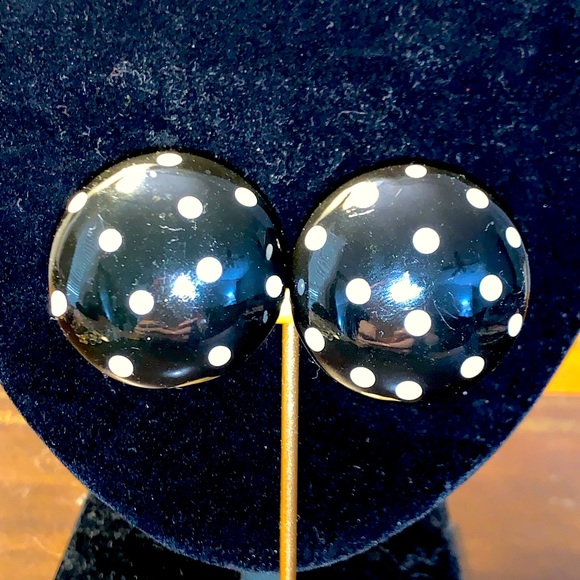Black & White Polka-Dot Earrings 🚀PRICE DROP🚀 - Picture 4 of 7